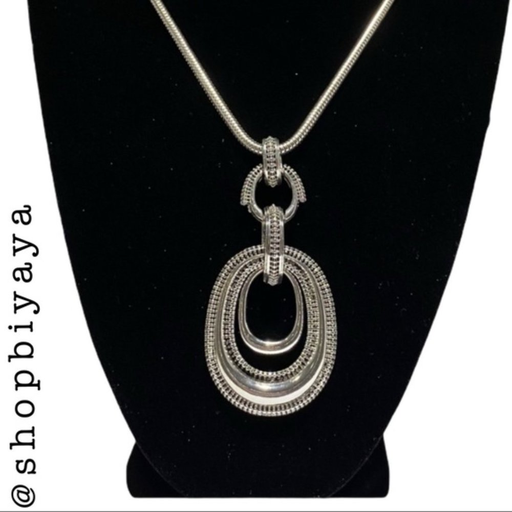 VINTAGE Napier Stamped Silver Tone Cleopatra Chunky Beyonce Rihanna Style Neckla